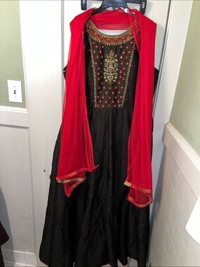 NWT Embroidered Brown Anarkali Dress with Red Dupatta